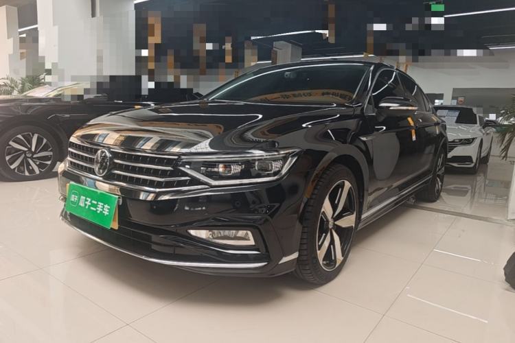 Ojetý Volkswagen Magotan 2023 2 Million Units Commemorative Edition 330TSI DSG Luxury Version Guazi used car, China used car export, Used car for sale, Used cars, Cheapest cars for sale