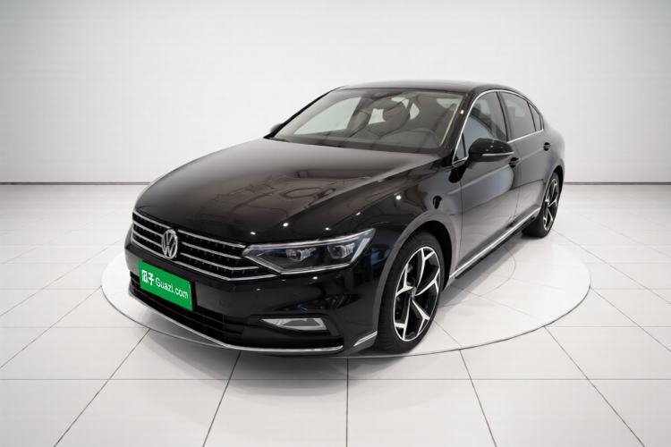Ojetý Volkswagen Magotan 2023 2 Million Units Limited Edition 330TSI DSG Leading Version Guazi used car, China used car export, Used car for sale, Used  cars, Cheapest cars for sale
