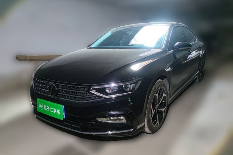 Used Volkswagen Magotan 2023 2 Million Units Commemorative Edition 330TSI DSG Luxury Version Guazi used car, China used car export, Used car for sale, Used  cars, Cheapest cars for sale