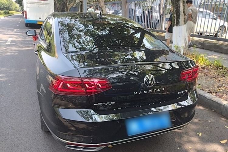 Used Volkswagen Magotan 2023 2 Million Units Commemorative Edition 330TSI DSG Luxury Version Rear