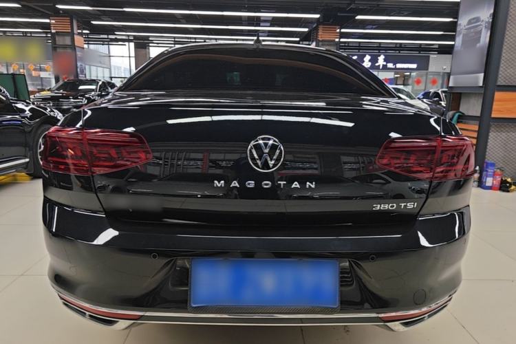 Used Volkswagen Magotan 2023 2 Million Units Limited-Edition 380TSI DSG Flagship Version Rear