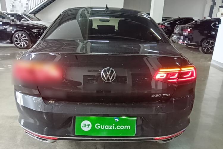 Used Volkswagen Magotan 2023 2 Million Units Commemorative Edition 330TSI DSG Luxury Version Rear