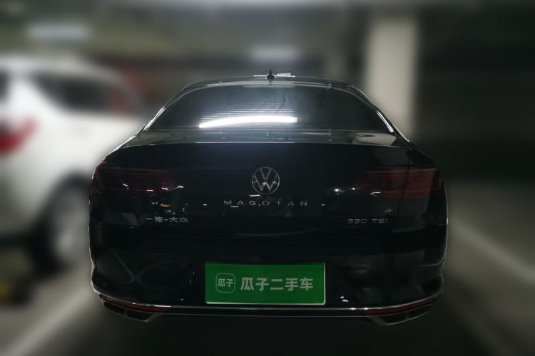 Used Volkswagen Magotan 2023 2 Million Units Commemorative Edition 330TSI DSG Luxury Version Rear