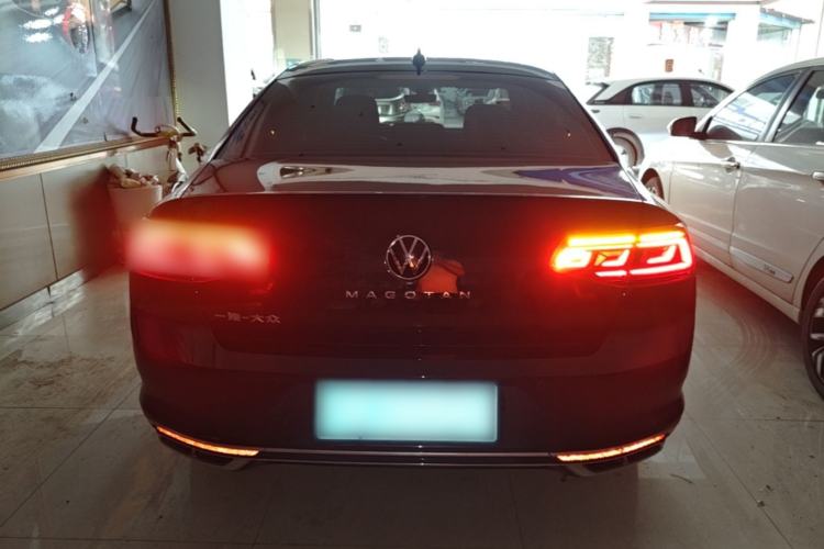 Used Volkswagen Magotan 2023 2 Million Units Commemorative Edition 330TSI DSG Luxury Version Rear