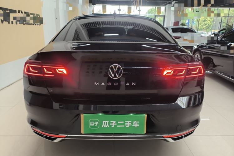 Used Volkswagen Magotan 2023 2 Million Units Commemorative Edition 330TSI DSG Luxury Version Rear