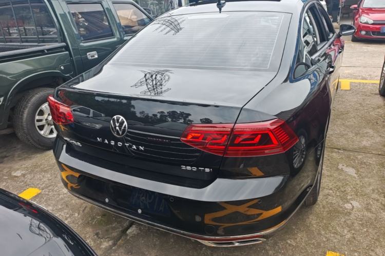 Used Volkswagen Magotan 2023 2 Million Units Limited-Edition 280TSI DSG Comfort Version Rear