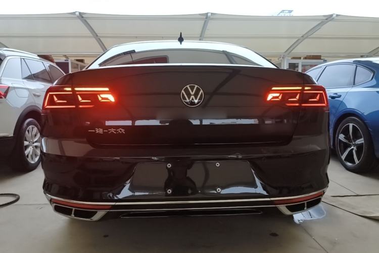 Used Volkswagen Magotan 2023 2 Million Units Limited Edition 330TSI DSG Leading Version Rear