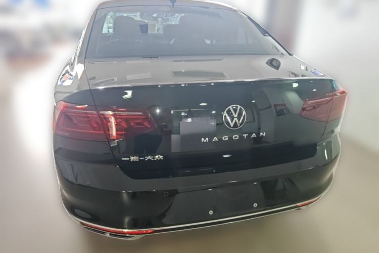 Used Volkswagen Magotan 2023 2 Million Units Commemorative Edition 330TSI DSG Luxury Version Rear