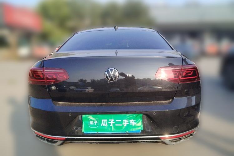 Used Volkswagen Magotan 2023 2 Million Units Limited-Edition 380TSI DSG Flagship Version Rear