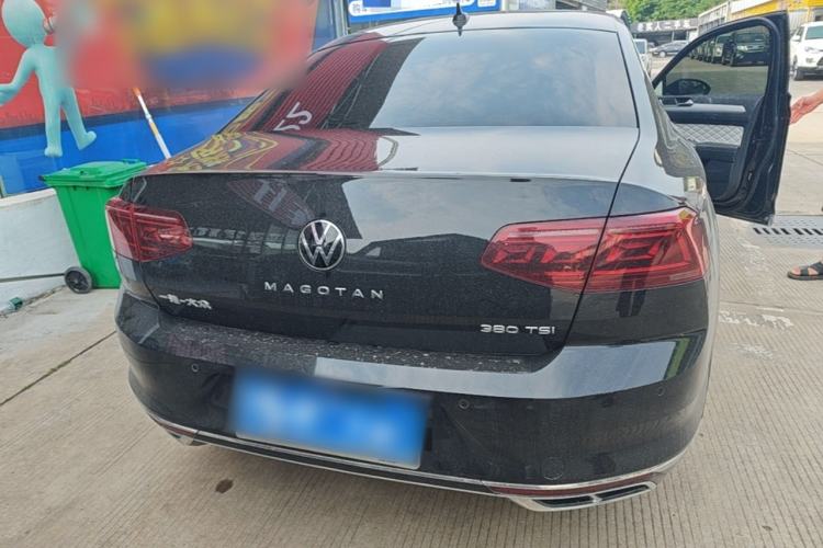 Used Volkswagen Magotan 2023 2 Million Units Limited-Edition 380TSI DSG Flagship Version Rear