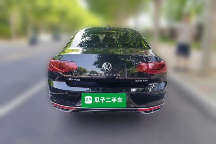 Used Volkswagen Magotan 2023 2 Million Units Commemorative Edition 330TSI DSG Luxury Version Rear