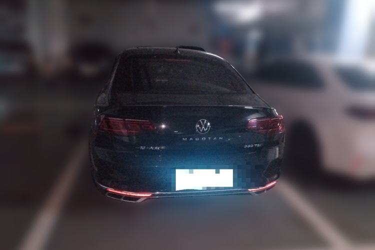 Used Volkswagen Magotan 2023 2 Million Units Commemorative Edition 330TSI DSG Luxury Version Rear