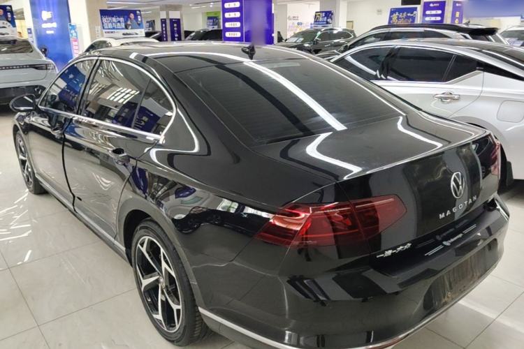 Used Volkswagen Magotan 2023 2 Million Units Limited Edition 330TSI DSG Leading Version Rear Left 45 Deg