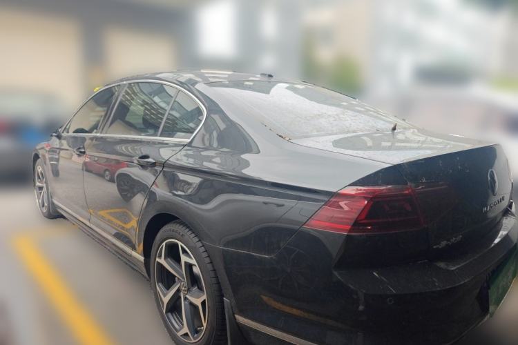 Used Volkswagen Magotan 2023 2 Million Units Commemorative Edition 330TSI DSG Luxury Version Rear Left 45 Deg
