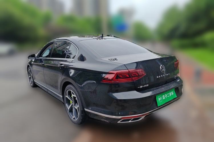 Used Volkswagen Magotan 2023 2 Million Units Commemorative Edition 330TSI DSG Luxury Version Rear Left 45 Deg