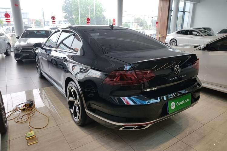 Used Volkswagen Magotan 2023 2 Million Units Commemorative Edition 330TSI DSG Luxury Version Rear Left 45 Deg