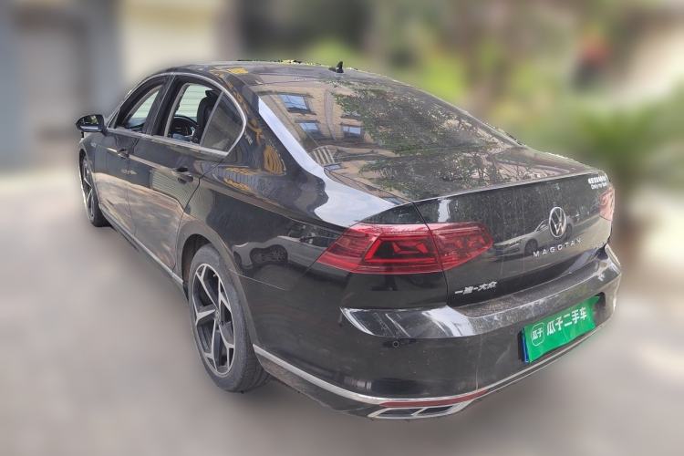 Used Volkswagen Magotan 2023 2 Million Units Commemorative Edition 330TSI DSG Luxury Version Rear Left 45 Deg