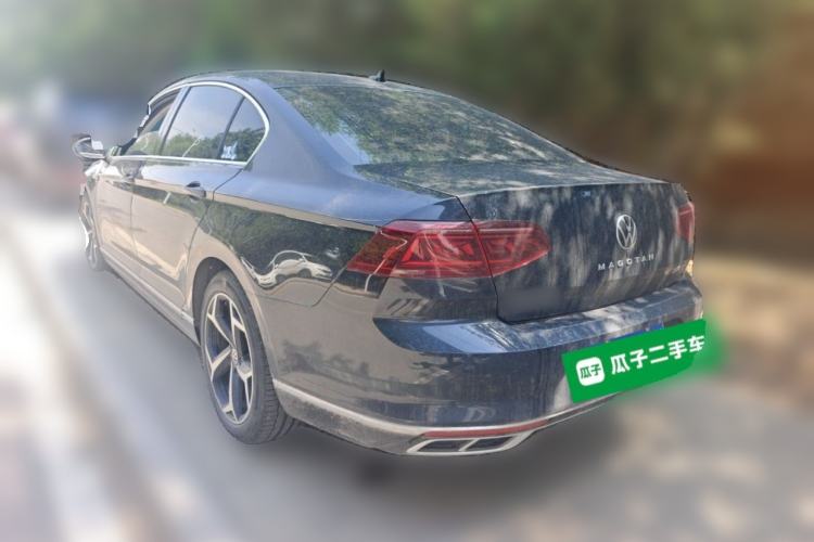 Used Volkswagen Magotan 2023 2 Million Units Commemorative Edition 330TSI DSG Luxury Version Rear Left 45 Deg