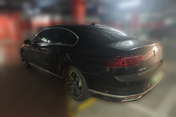 Used Volkswagen Magotan 2023 2 Million Units Commemorative Edition 330TSI DSG Luxury Version Rear Left 45 Deg