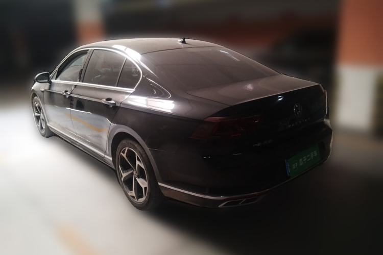Used Volkswagen Magotan 2023 2 Million Units Commemorative Edition 330TSI DSG Luxury Version Rear Left 45 Deg