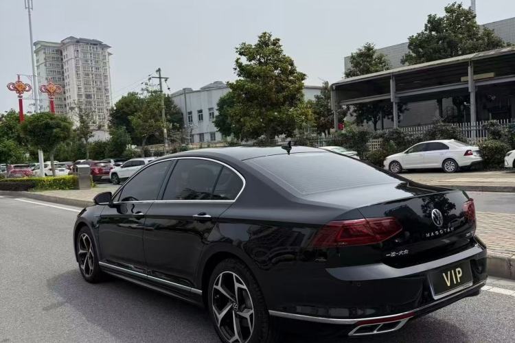 Used Volkswagen Magotan 2023 2 Million Units Commemorative Edition 330TSI DSG Luxury Version Rear Left 45 Deg