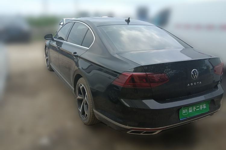 Used Volkswagen Magotan 2023 2 Million Units Limited Edition 330TSI DSG Leading Version Rear Left 45 Deg