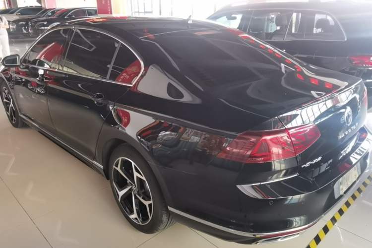 Used Volkswagen Magotan 2023 2 Million Units Limited Edition 330TSI DSG Leading Version Rear Left 45 Deg