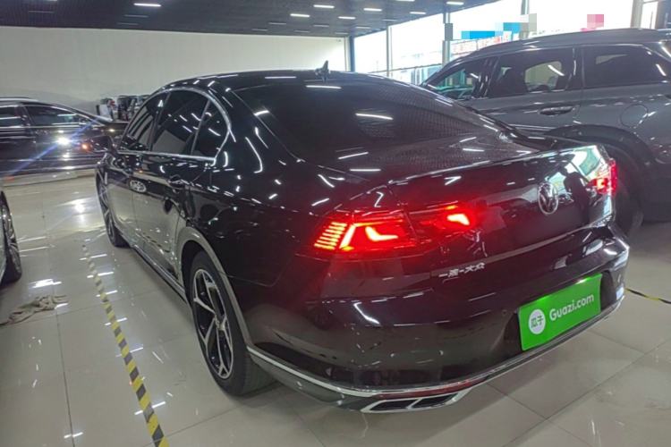 Used Volkswagen Magotan 2023 2 Million Units Limited Edition 330TSI DSG Leading Version Rear Left 45 Deg