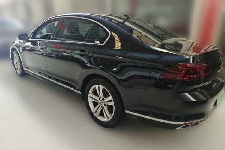 Used Volkswagen Magotan 2023 2 Million Units Limited-Edition 280TSI DSG Comfort Version Rear Left 45 Deg