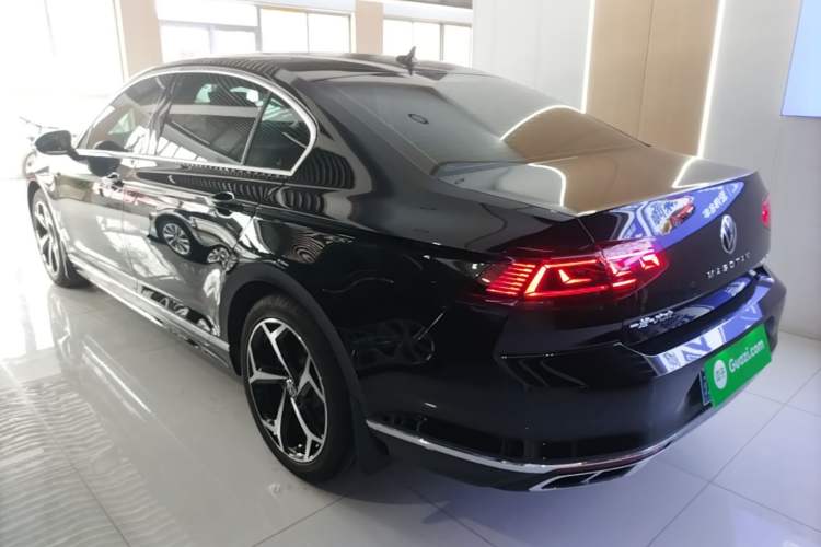 Used Volkswagen Magotan 2023 2 Million Units Commemorative Edition 330TSI DSG Luxury Version Rear Left 45 Deg