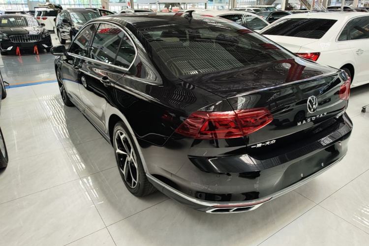 Used Volkswagen Magotan 2023 2 Million Units Commemorative Edition 330TSI DSG Luxury Version Rear Left 45 Deg