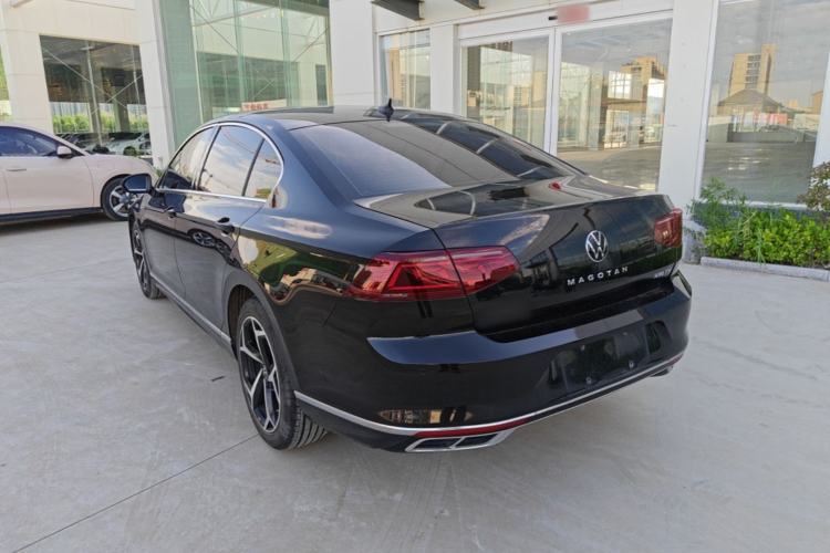 Used Volkswagen Magotan 2023 2 Million Units Commemorative Edition 330TSI DSG Luxury Version Rear Left 45 Deg