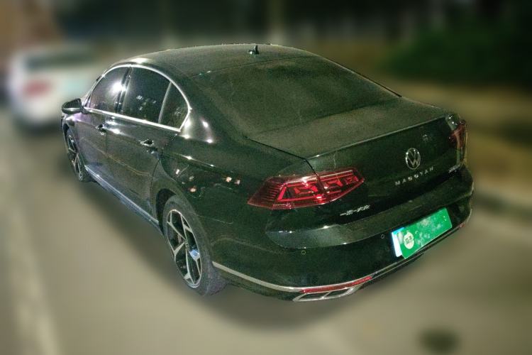 Used Volkswagen Magotan 2023 2 Million Units Commemorative Edition 330TSI DSG Luxury Version Rear Left 45 Deg