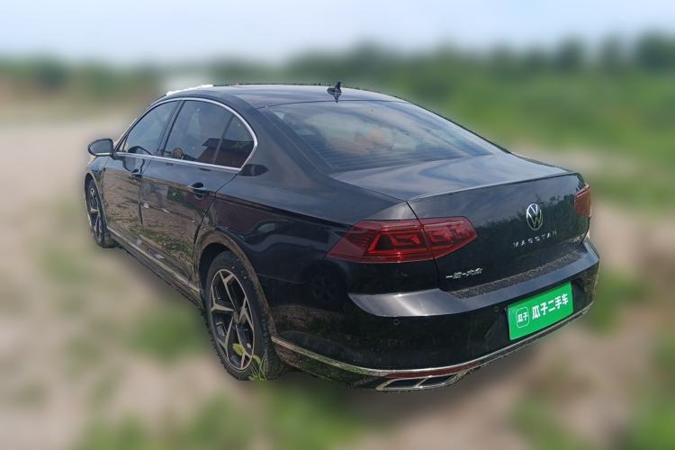 Used Volkswagen Magotan 2023 2 Million Units Commemorative Edition 330TSI DSG Luxury Version Rear Left 45 Deg