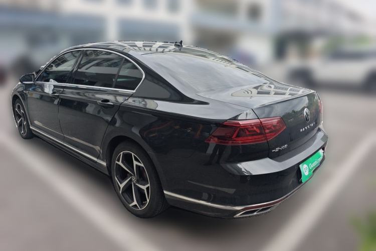 Used Volkswagen Magotan 2023 2 Million Units Commemorative Edition 330TSI DSG Luxury Version Rear Left 45 Deg