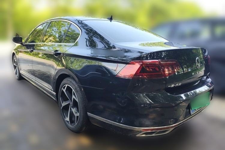 Used Volkswagen Magotan 2023 2 Million Units Limited Edition 330TSI DSG Leading Version Rear Left 45 Deg