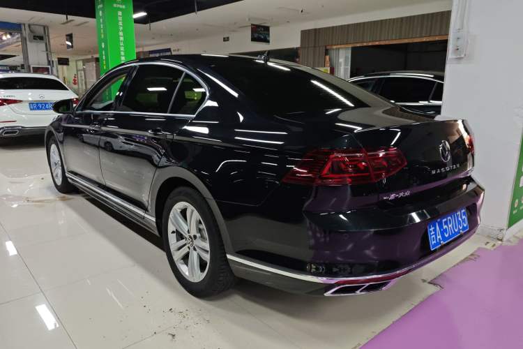 Used Volkswagen Magotan 2023 2 Million Units Limited-Edition 280TSI DSG Comfort Version Rear Left 45 Deg