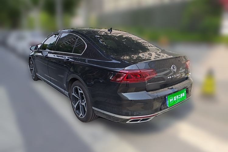 Used Volkswagen Magotan 2023 2 Million Units Commemorative Edition 330TSI DSG Luxury Version Rear Left 45 Deg