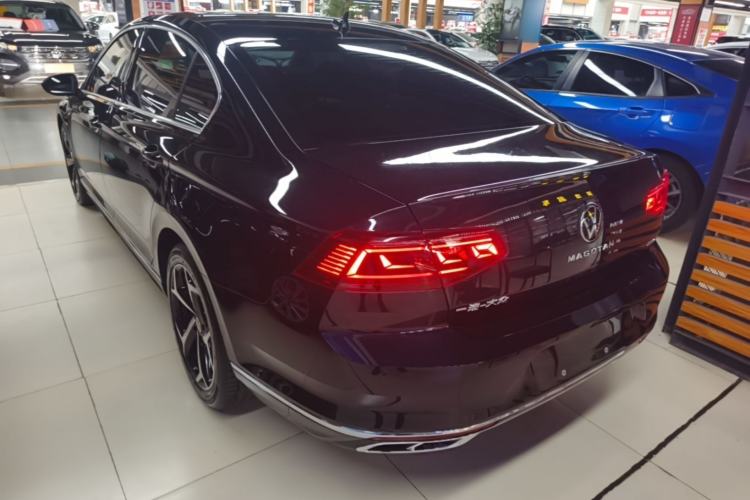 Used Volkswagen Magotan 2023 2 Million Units Commemorative Edition 330TSI DSG Luxury Version Rear Left 45 Deg