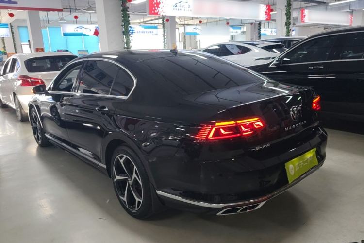 Used Volkswagen Magotan 2023 2 Million Units Commemorative Edition 330TSI DSG Luxury Version Rear Left 45 Deg