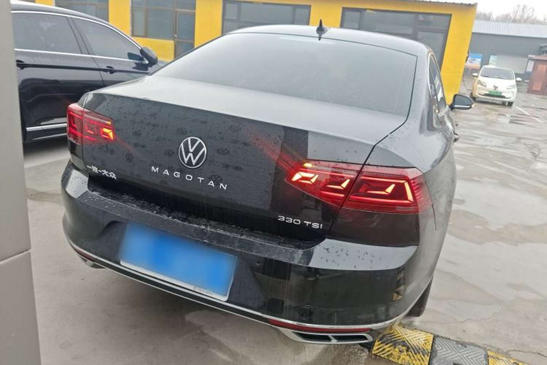 Used Volkswagen Magotan 2023 2 Million Units Commemorative Edition 330TSI DSG Luxury Version Rear