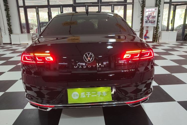 Used Volkswagen Magotan 2023 2 Million Units Commemorative Edition 330TSI DSG Luxury Version Rear