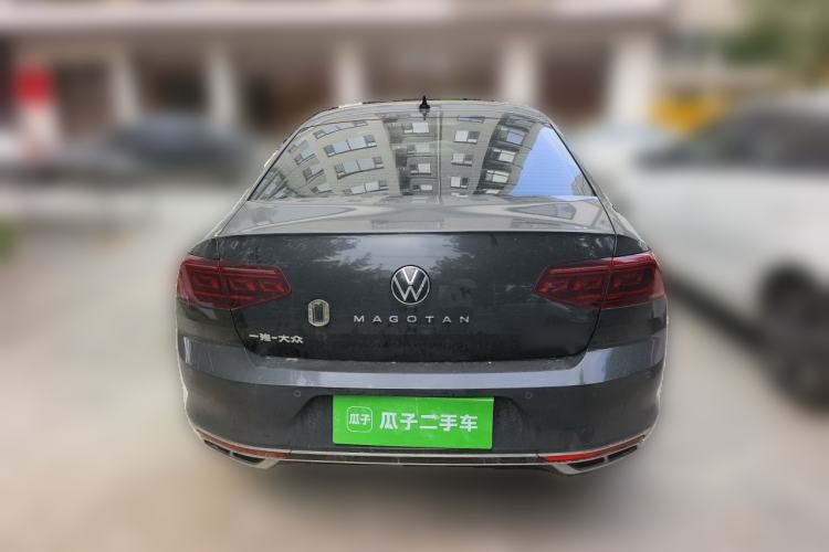 Used Volkswagen Magotan 2023 2 Million Units Commemorative Edition 330TSI DSG Luxury Version Rear