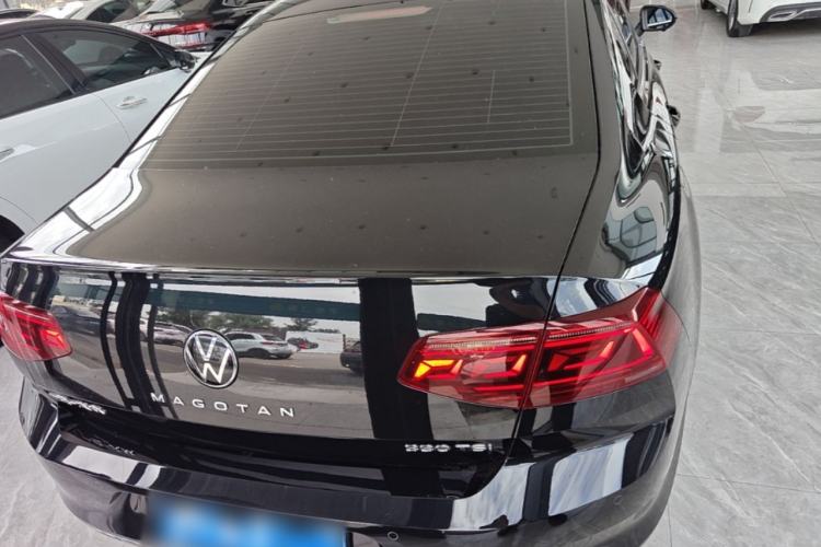 Used Volkswagen Magotan 2023 2 Million Units Commemorative Edition 330TSI DSG Luxury Version Rear