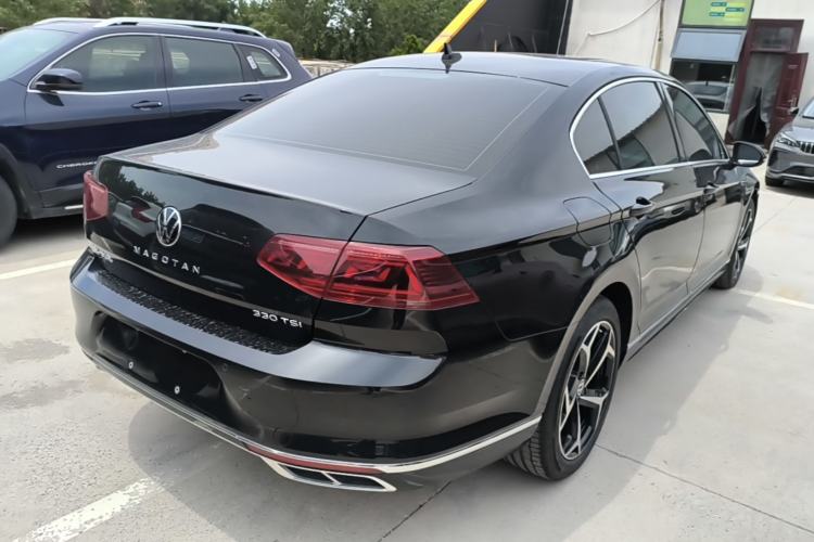 Used Volkswagen Magotan 2023 2 Million Units Commemorative Edition 330TSI DSG Luxury Version Rear Right 45 Deg