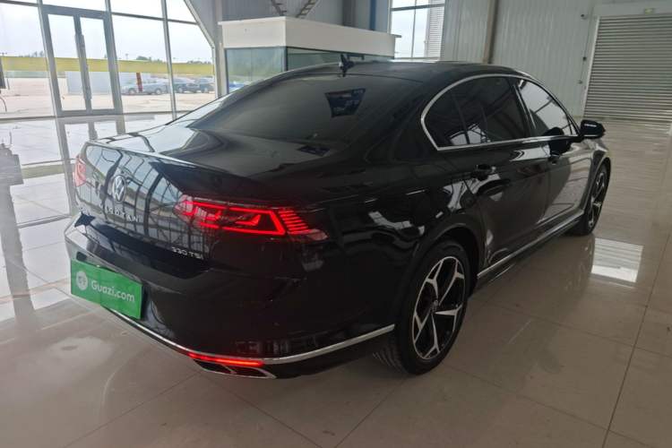 Used Volkswagen Magotan 2023 2 Million Units Limited Edition 330TSI DSG Leading Version Rear Right 45 Deg