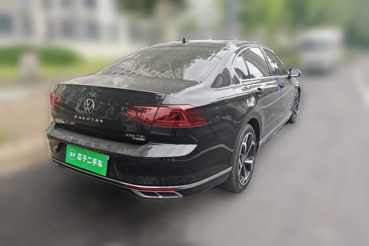Used Volkswagen Magotan 2023 2 Million Units Commemorative Edition 330TSI DSG Luxury Version Rear Right 45 Deg