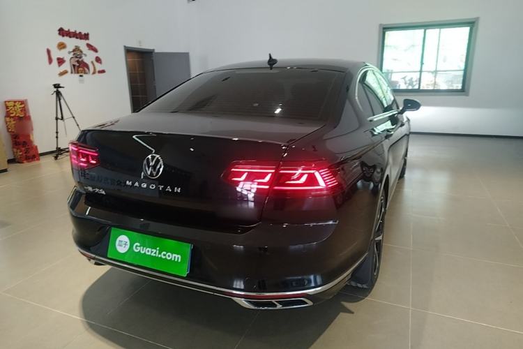 Used Volkswagen Magotan 2023 2 Million Units Commemorative Edition 330TSI DSG Luxury Version Rear Right 45 Deg