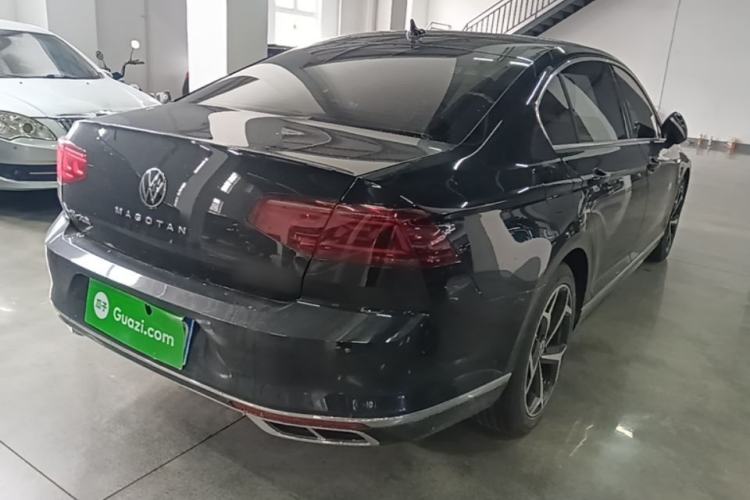 Used Volkswagen Magotan 2023 2 Million Units Commemorative Edition 330TSI DSG Luxury Version Rear Right 45 Deg
