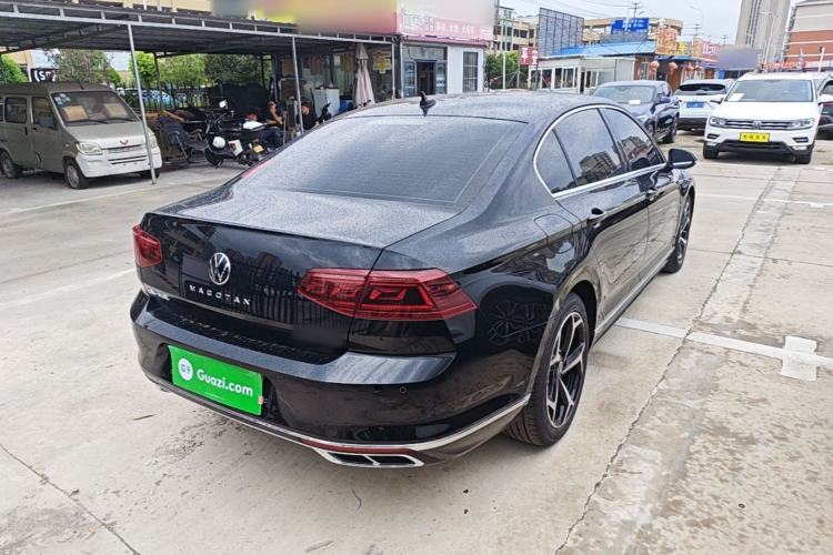 Used Volkswagen Magotan 2023 2 Million Units Commemorative Edition 330TSI DSG Luxury Version Rear Right 45 Deg